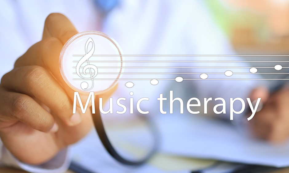 Music Therapy Helps Those with Dementia-alt